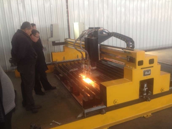 數(shù)控火焰切割機現(xiàn)場