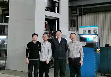 FS79Z系列多軸CNC干粉自動成型液壓機投放市場